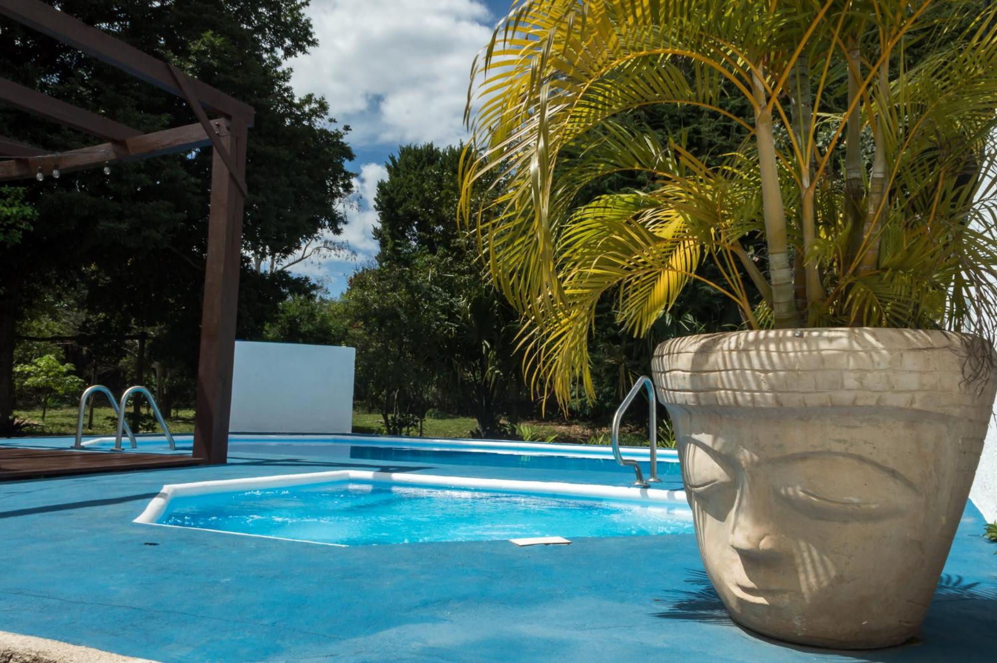 Hotel Boutique Casa Xaan Valladolid  Bagian luar foto