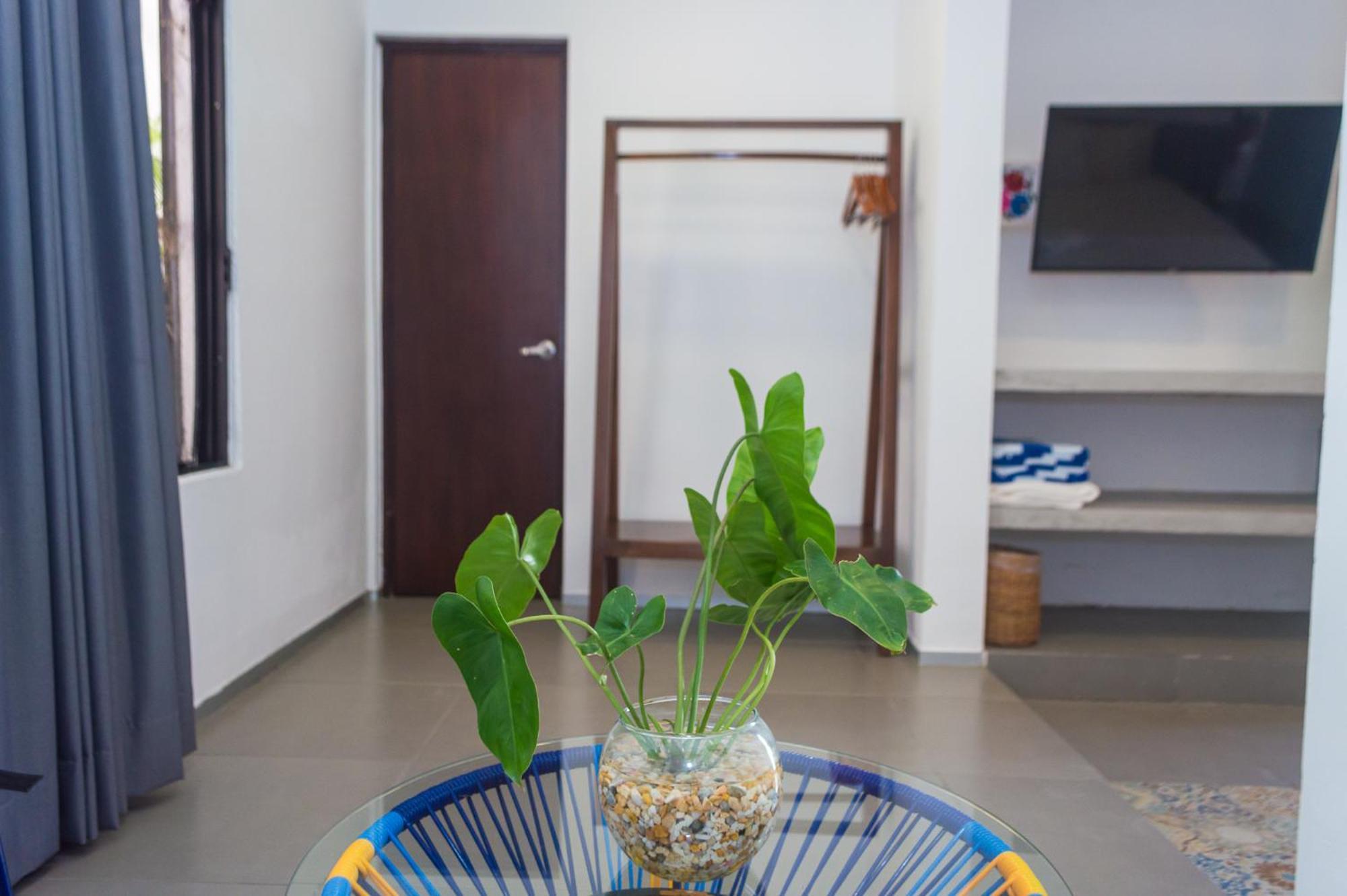 Hotel Boutique Casa Xaan Valladolid  Bagian luar foto