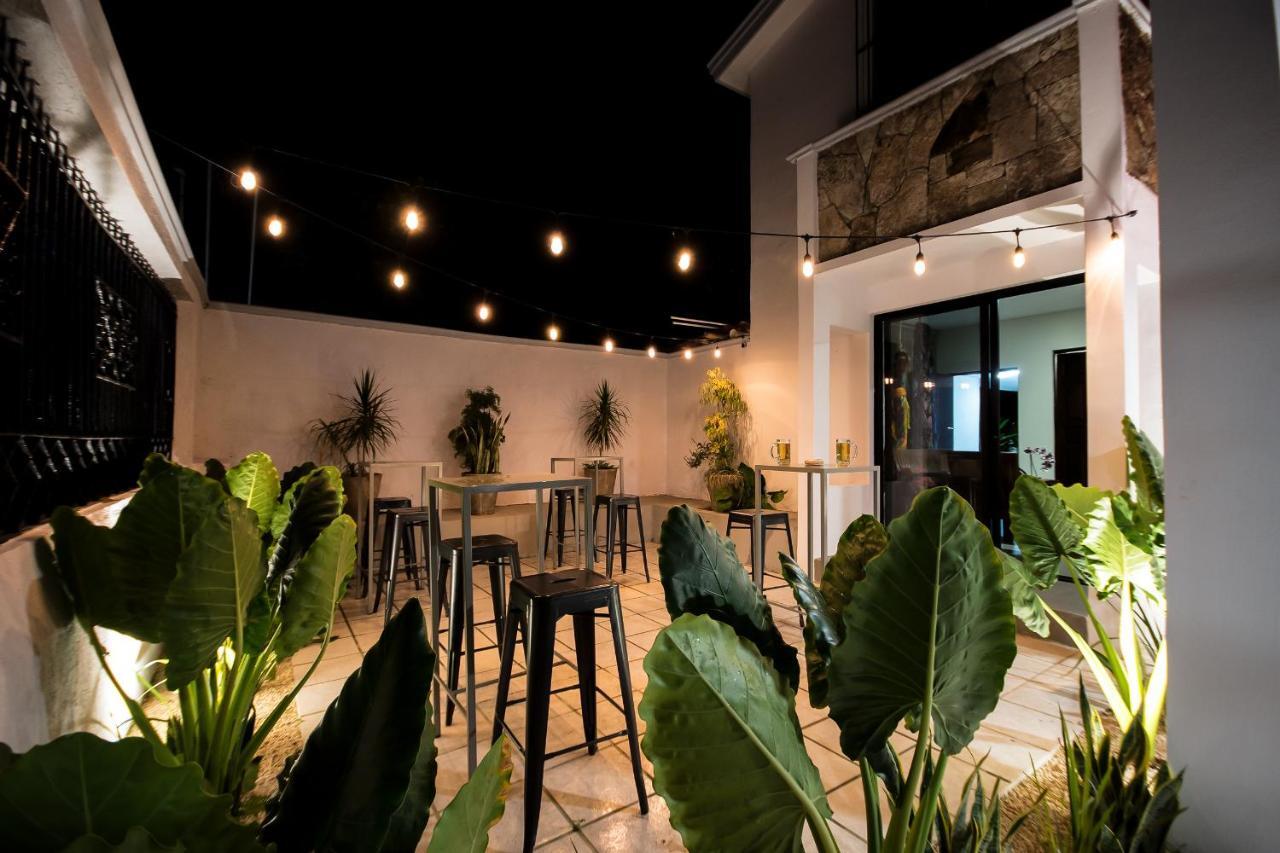 Hotel Boutique Casa Xaan Valladolid  Bagian luar foto